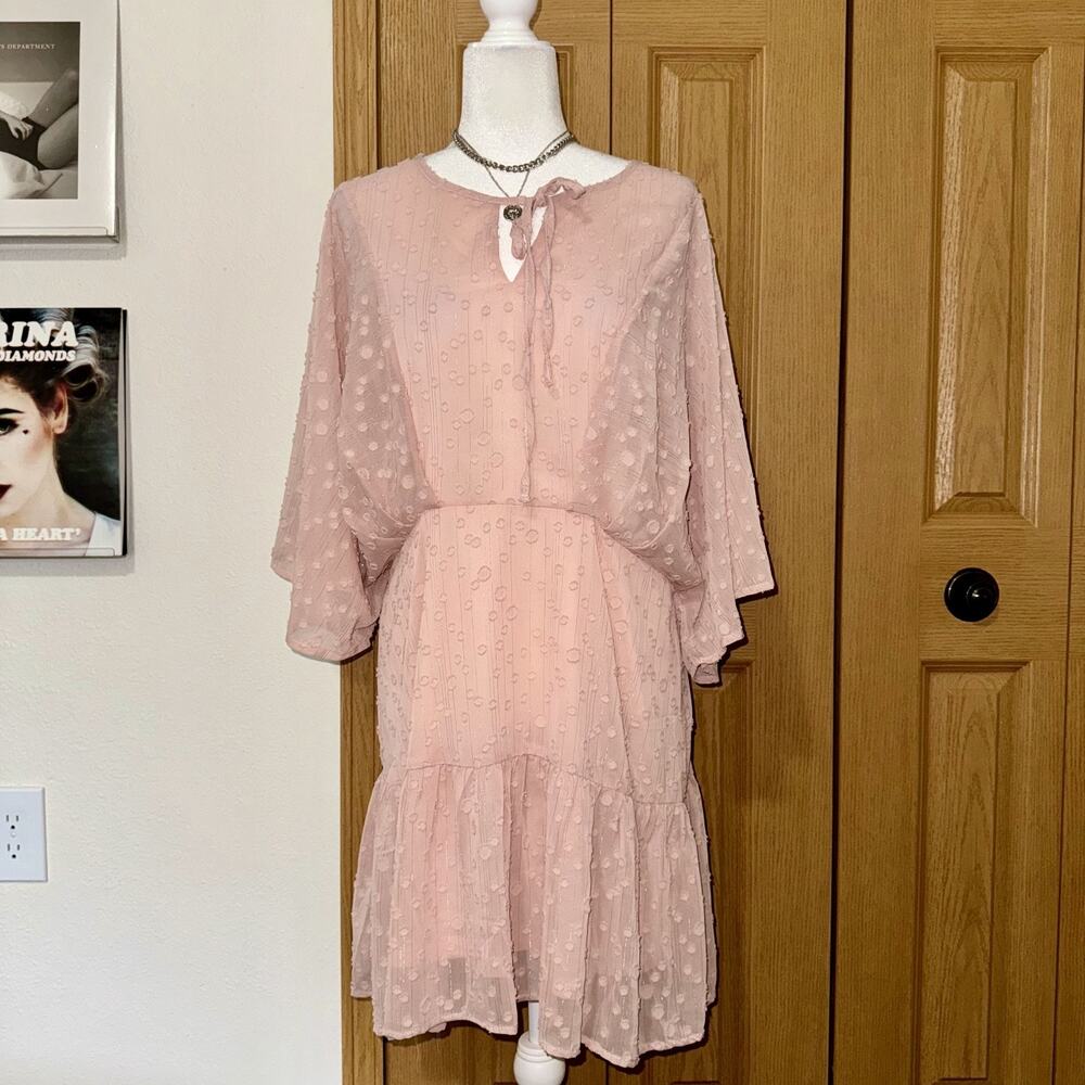 NWT Umgee Summer Dress Womens Large Pink Textured Polka Dot Ruffle Hem Preppy